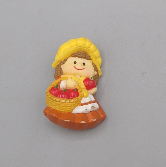 Russ Berrie Pilgrim Girl Thanksgiving Holiday Autumn Fall Brooch Pin Vintage - Picture 1 of 12